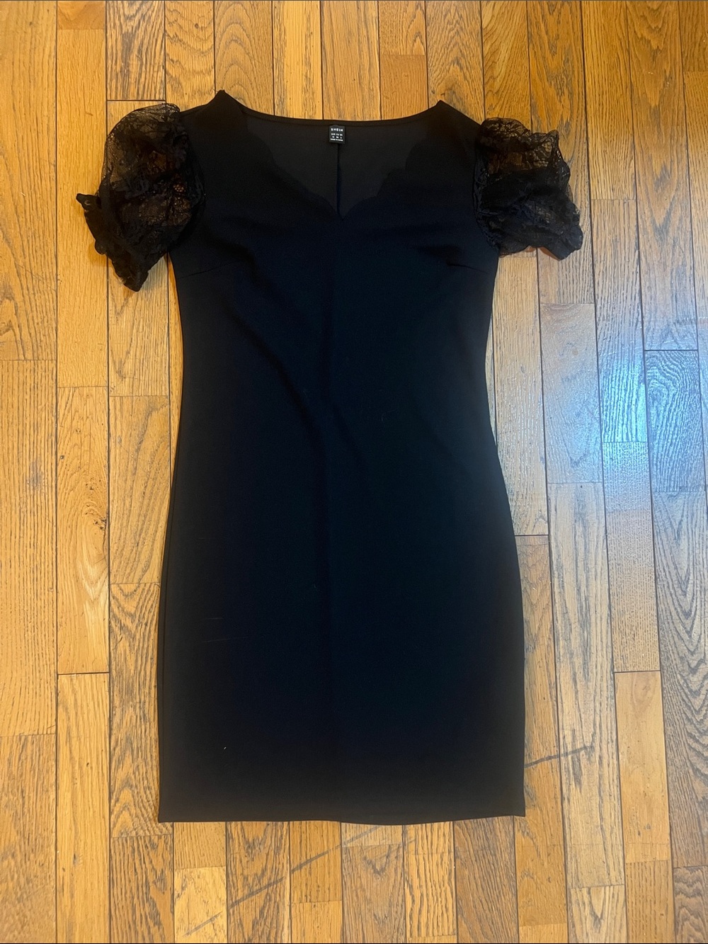 SHEIN Black Puff-Sleeve Lace Mini Dress